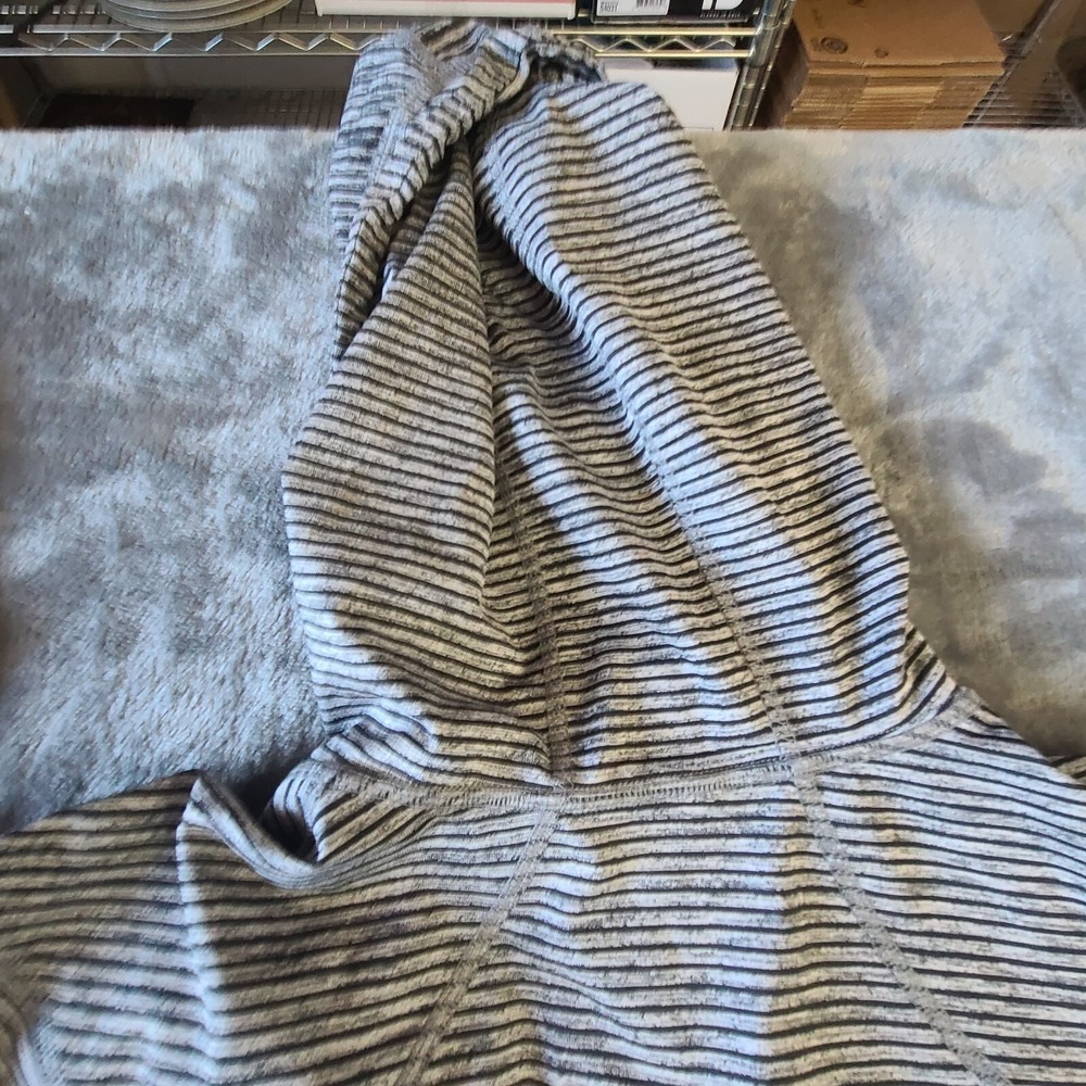 Lukka Womens Full Zip Hoodie Sweatshirt Gray Stripe Pockets Thumb Loops. Large - Picture 16 of 16